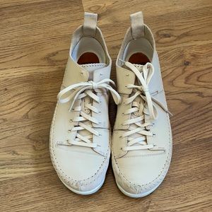 Clarks Trigenic Sneakers nude leather
